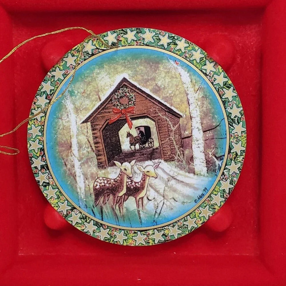 P. Buckley Moss Christmas Ornament Meens Bottom Bridge, Anna-Perenna Porcelain - Picture 2 of 16